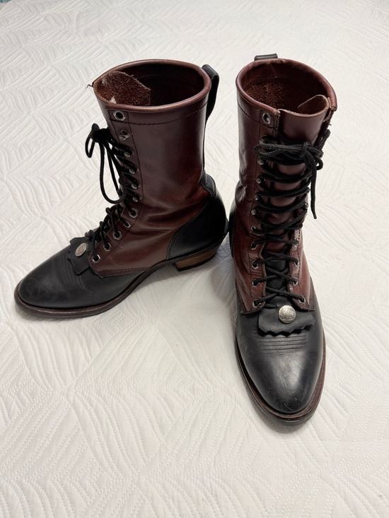 Chippewa Men’s Brown & Black Leather Logger Boots. Size 10.5 main image 4